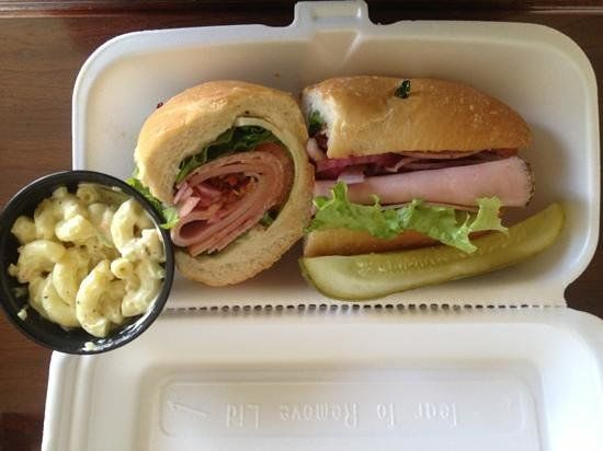 700 South Gourmet Deli and Cafe