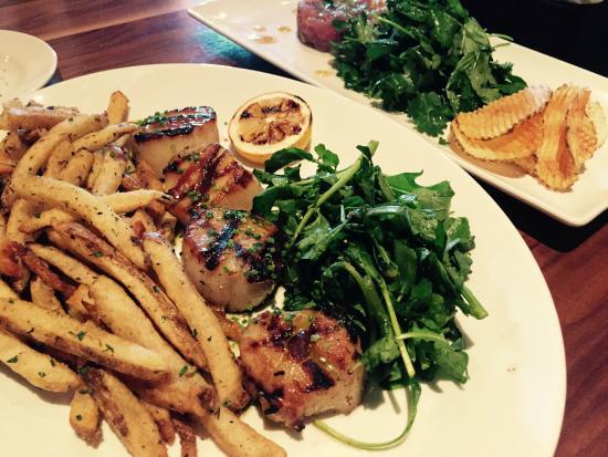 Mussel Bar & Grille