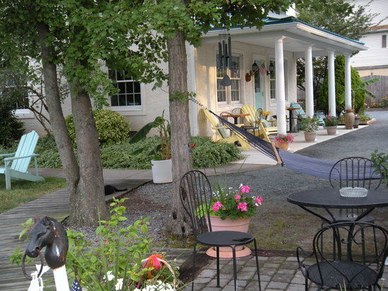 Muskrat Alley Cafe