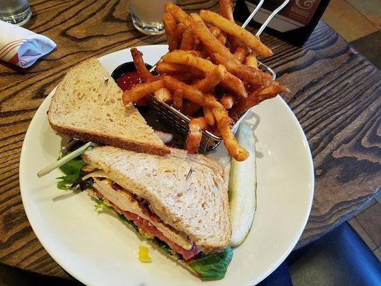 Public House National Harbor