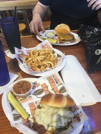 Hooters