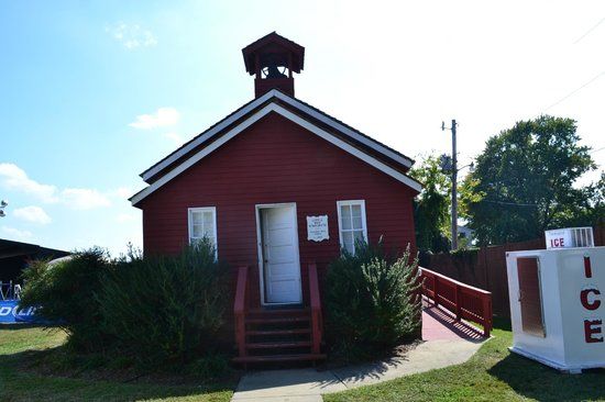 St. Clement's Island Museum